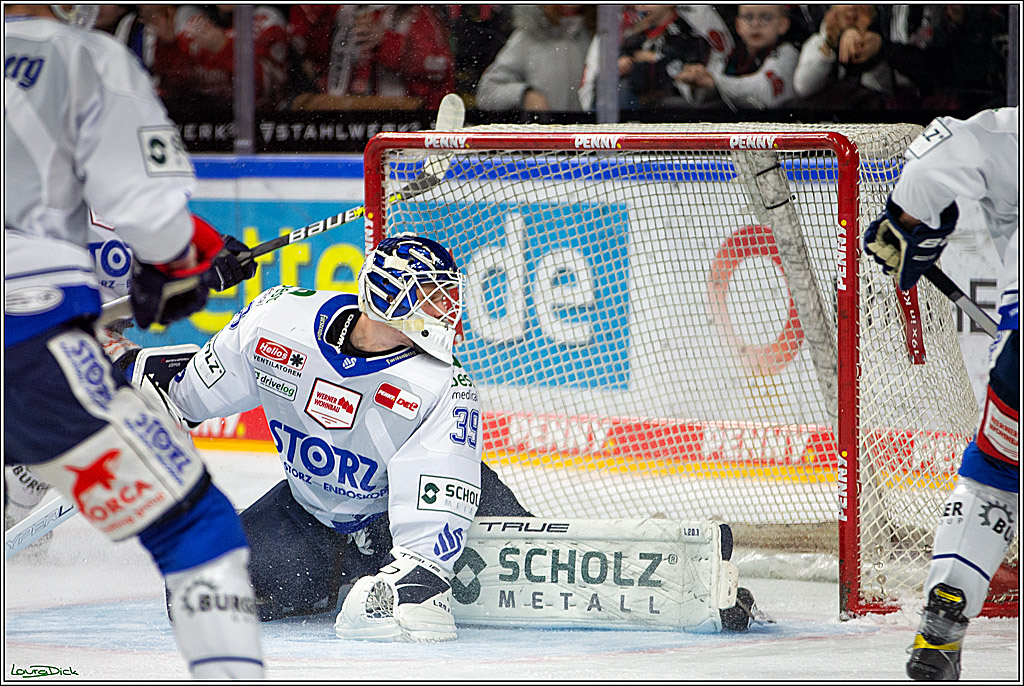 PENNY DEL; Koelner Haie- Schwenninger Wild Wings; Koeln, 18.01.2023